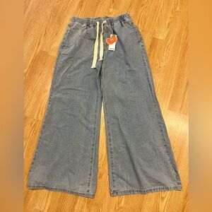 Cider Closets Happy Hour Wide-Leg Jean Pants with Drawstring Sz L